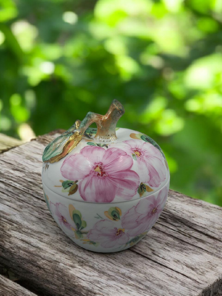 Шкатулка Яблоко рос.Яснецова М.В.