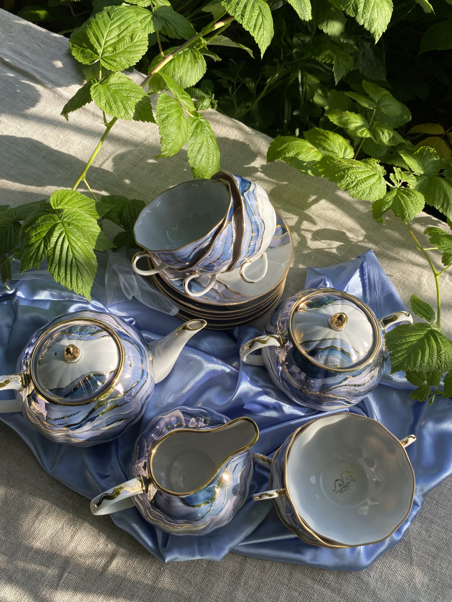 Сервиз чайный 15 предм. Тюльпан Морская гладь авт.рос.Ковтун С.А.																														