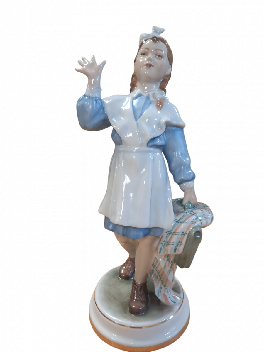 Скульптура"Пятерка" авт.Гатилова Е.И рос. Коришева М.В