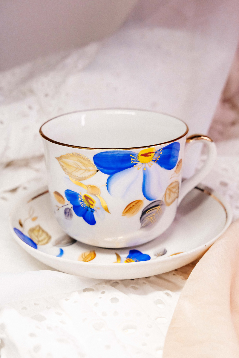 Чашка чайная с блюдцем 450 мл Ностальгия Синий цветок